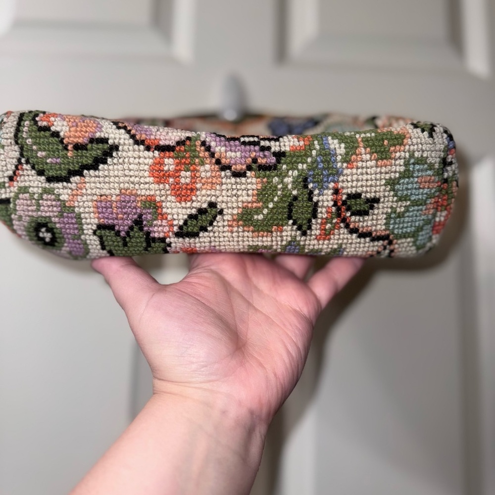 Unbranded Floral Vintage Needlepoint Purse - Picture 3 of 5